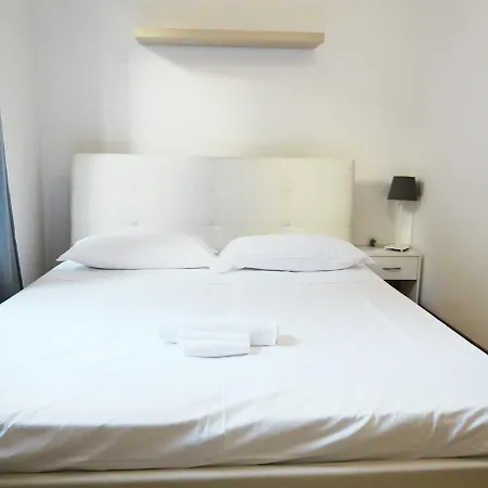 Casaportavenezia - 5 Min M1 And M3 * Milano